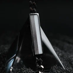 Bracelet Planarity