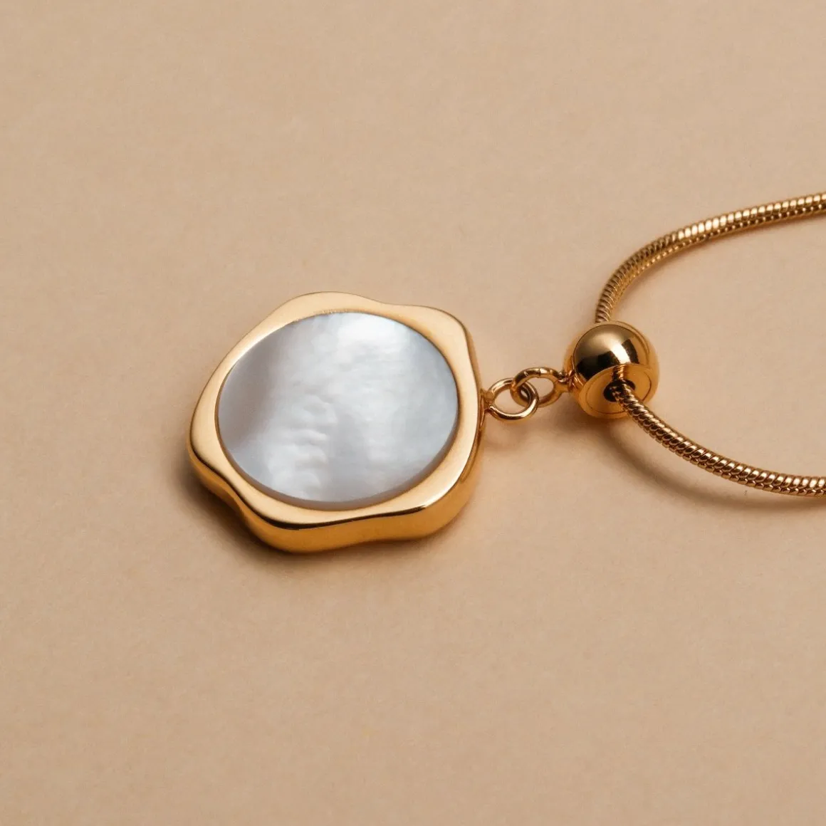 Collier à charms