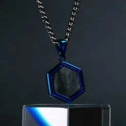 COLLIER AXIS