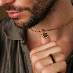 COLLIER AXIS