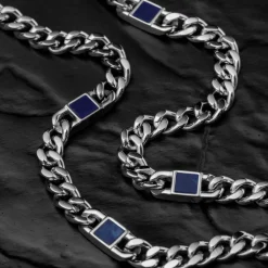 Collier Bodyguards