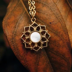 Collier Composition