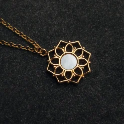 Collier Composition