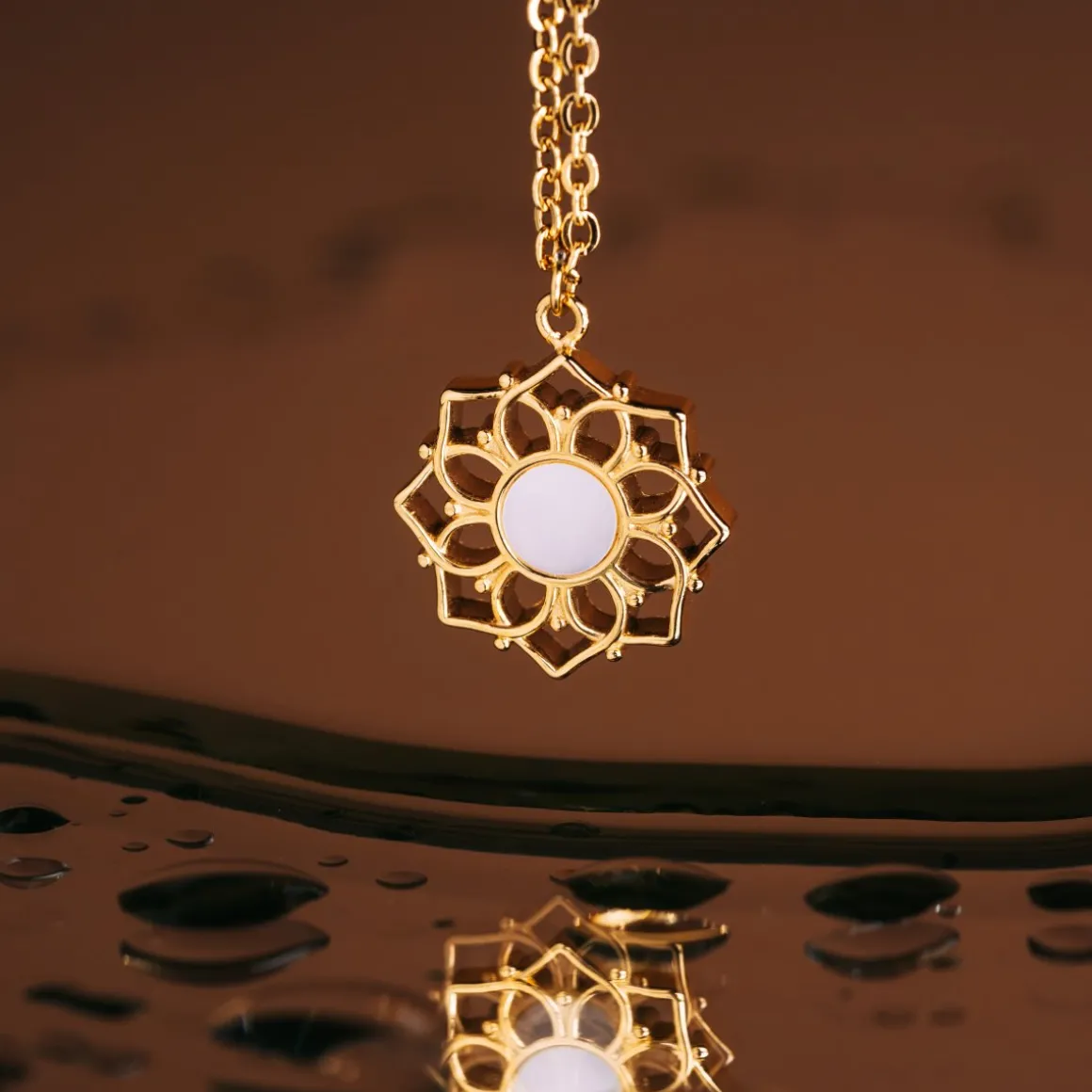 Collier Composition
