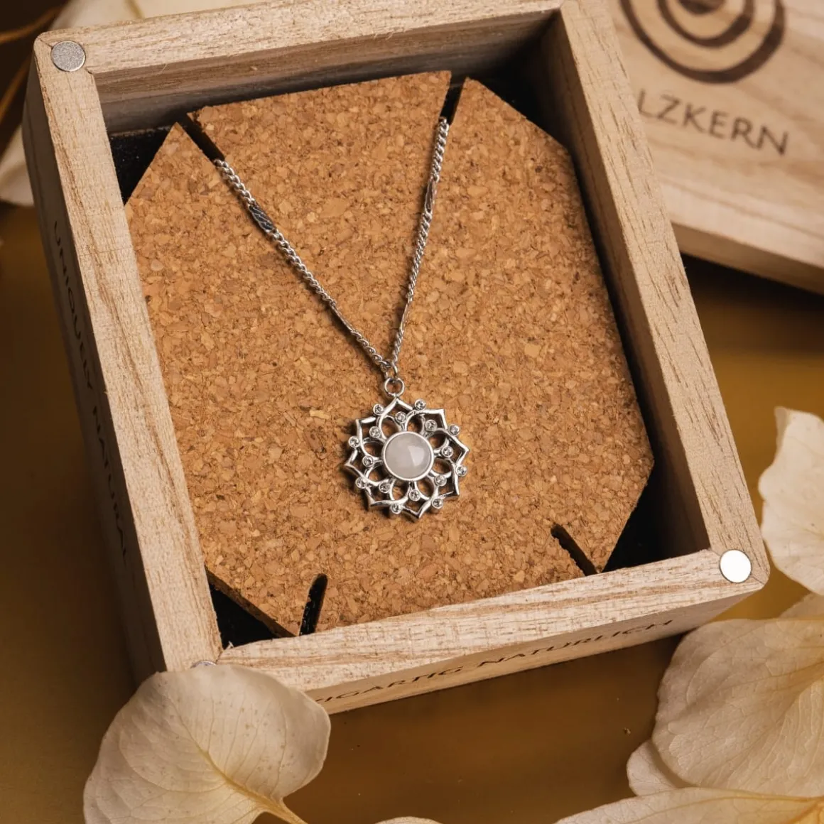 Collier Composition Gem