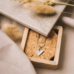 Collier Conceptual