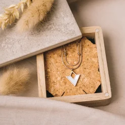Collier Conceptual