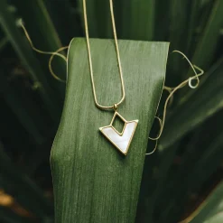 Collier Conceptual
