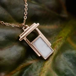 Collier Contour