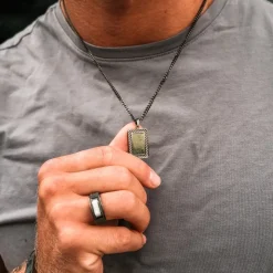 Collier Countless
