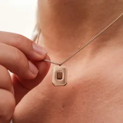Collier Frame Art