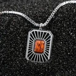 Collier Frame Art