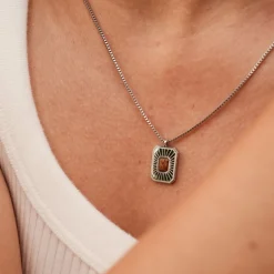 Collier Frame Art