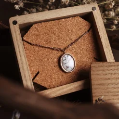 Collier Mirror