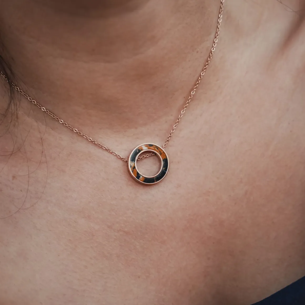 Collier Ornament
