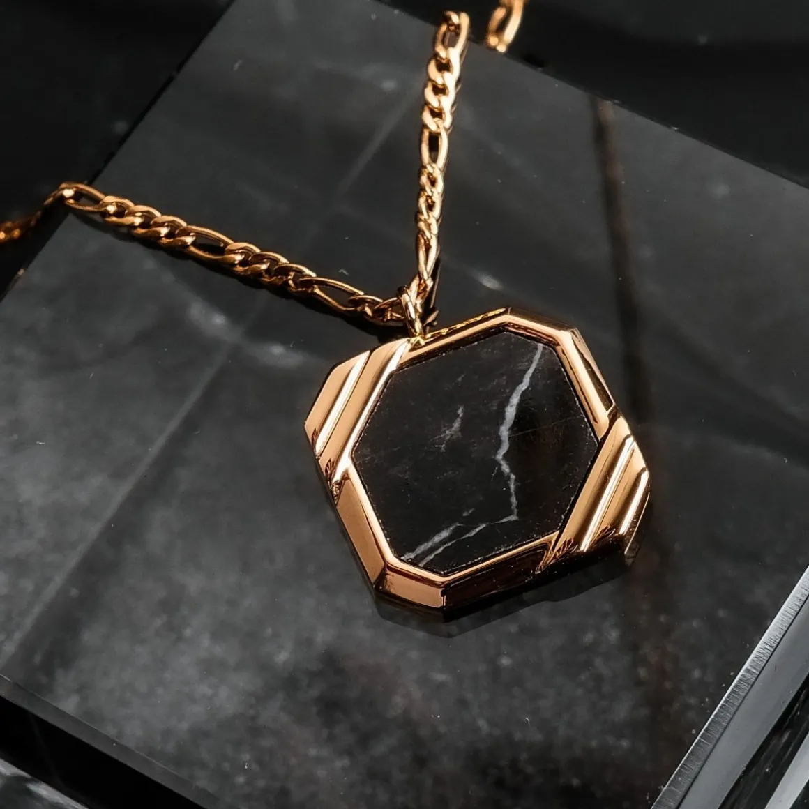 Collier Scalar