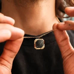 Collier Scalar
