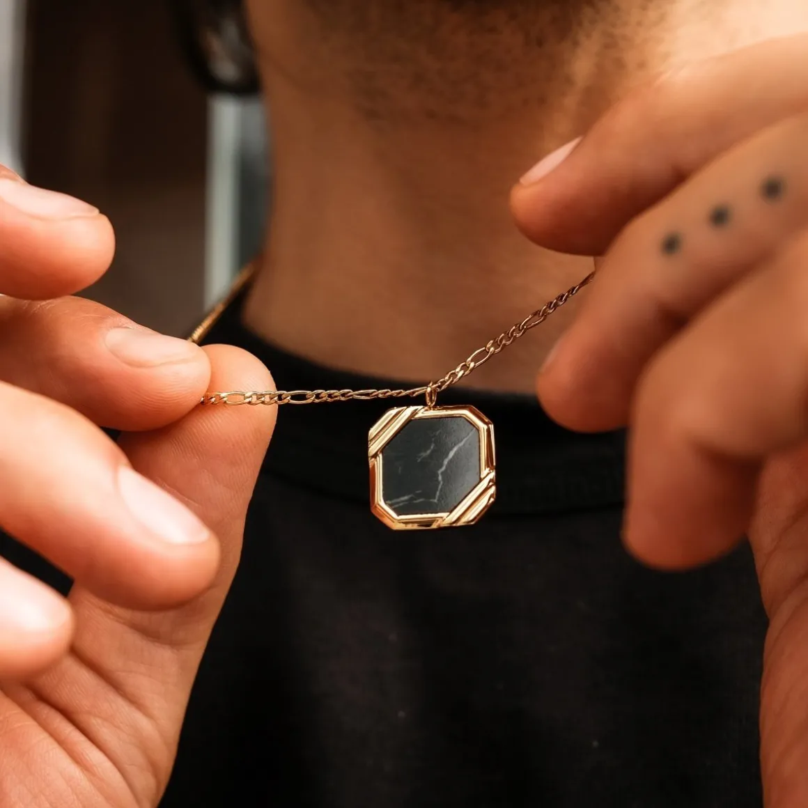 Collier Scalar