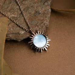 Collier Shade
