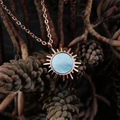 Collier Shade