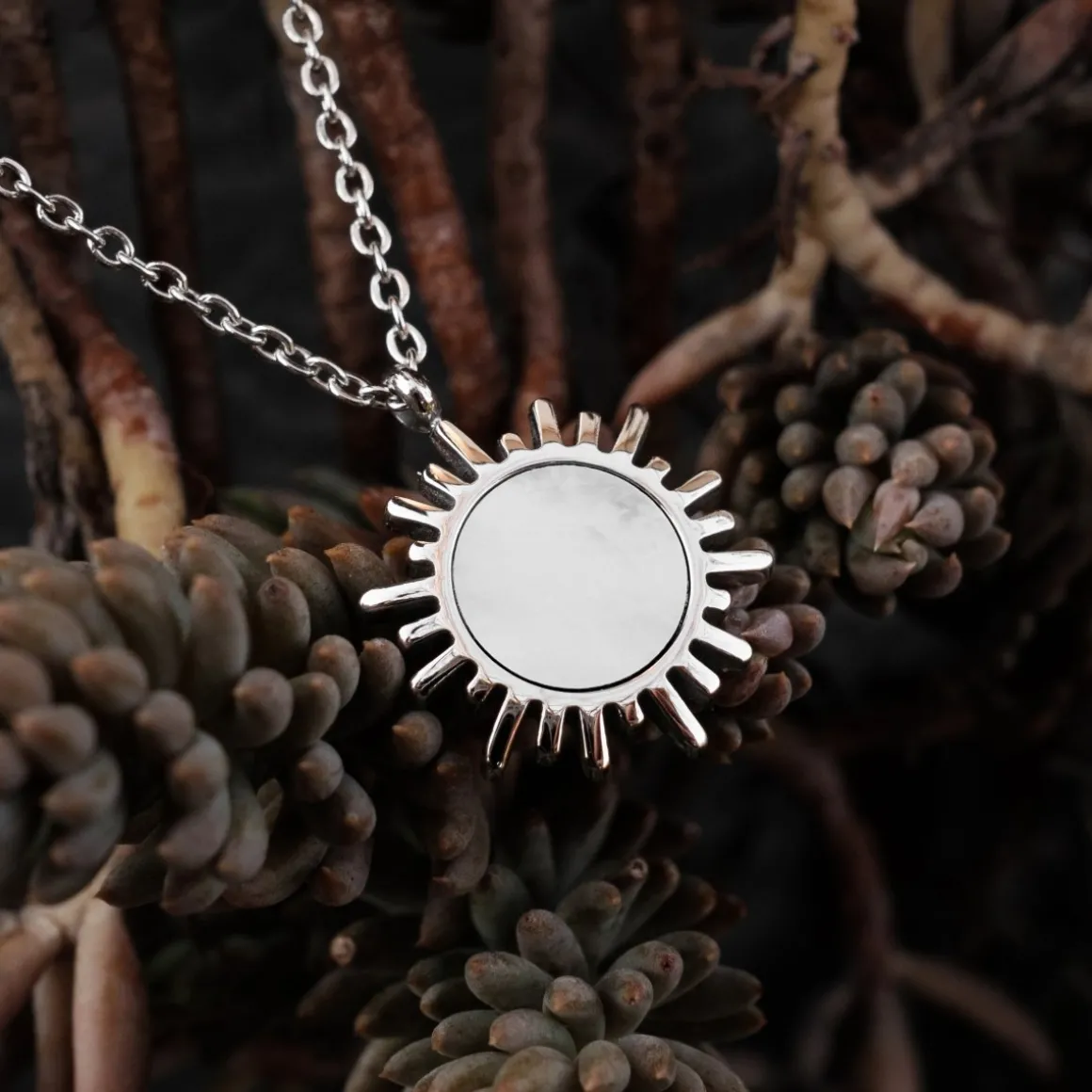 Collier Shade
