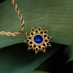 COLLIER SUNCATCHER
