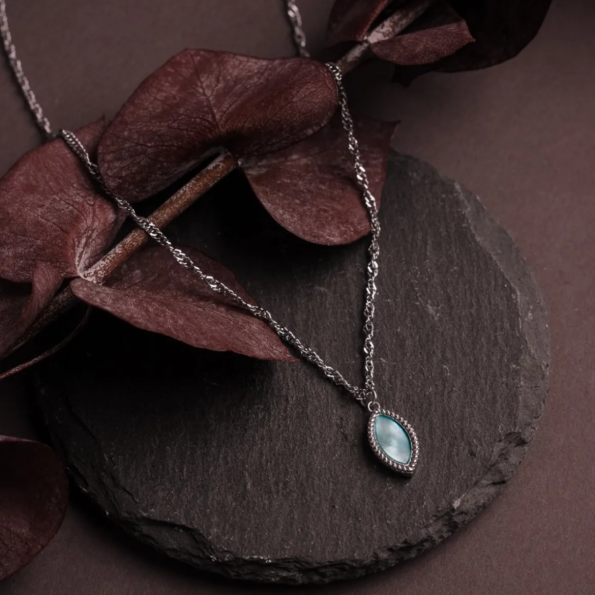 Collier Visual
