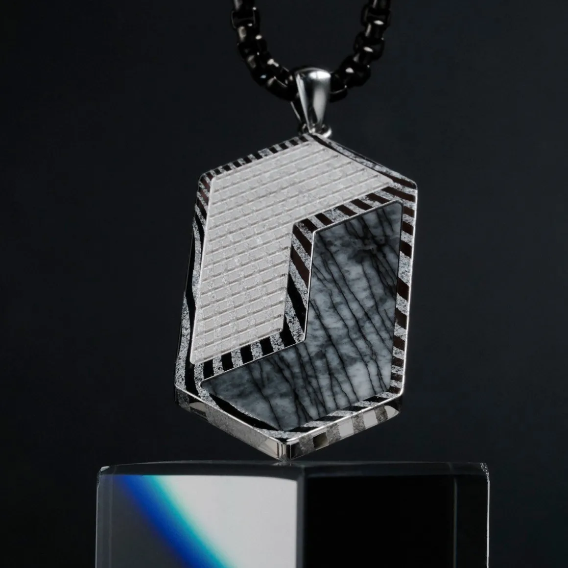COLLIER ZIGZAG